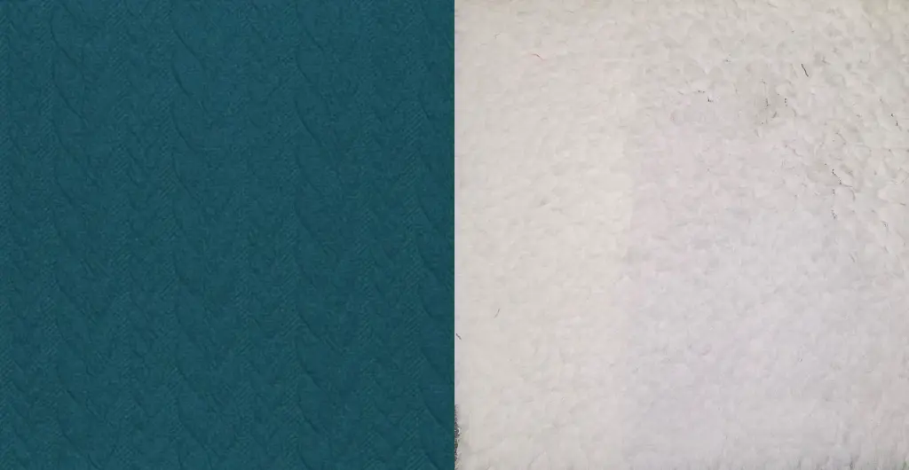 Jersey matelassé motif torsade Bleue - Mouton Blanc.webp