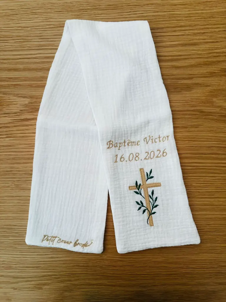 écharpe baptème croix 2.webp